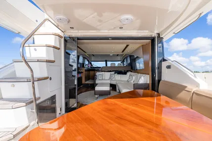 Sea Ray Flybridge 64' yacht for rent in Miami — photo 4